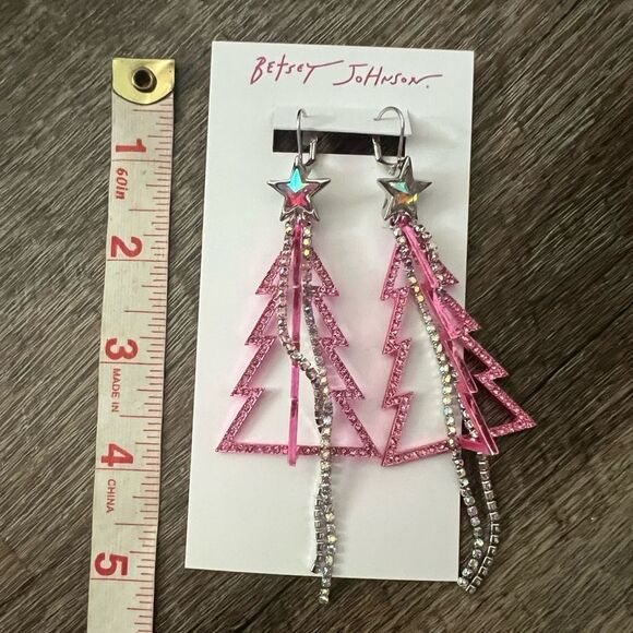 Betsey Johnson Pink Metallic 3D Christmas Tree Dangle Earrings - Picture 4 of 4